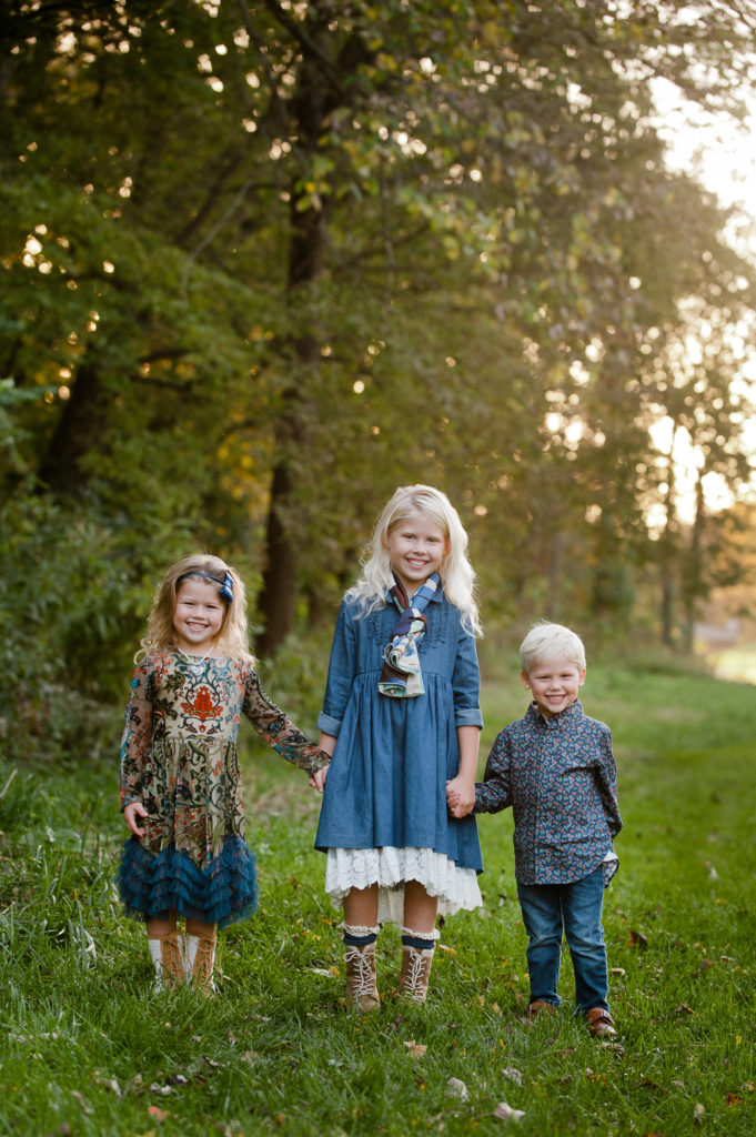 Outdoor sunset family photography omaha